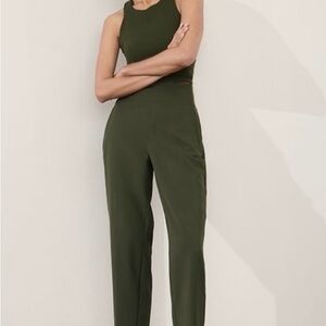 ATHLETA Endless High Rise Pant, Aspen Olive, Size 10 Regular